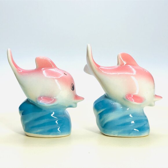 Vintage 60s Pink Dolphin Salt Pepper Shakers: Mid-Century Kitsch Tropical Pastel - Picture 5 of 10